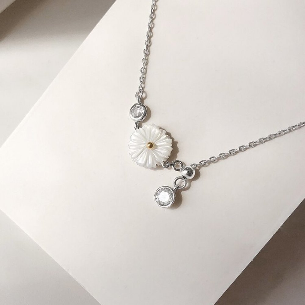 *NEW 925 Sterling Silver Shell Daisy Bracelet - Picture 3 of 8